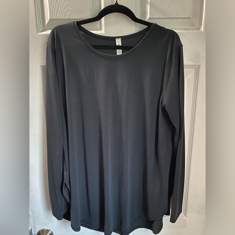 Lululemon long sleeve shirt, size 10